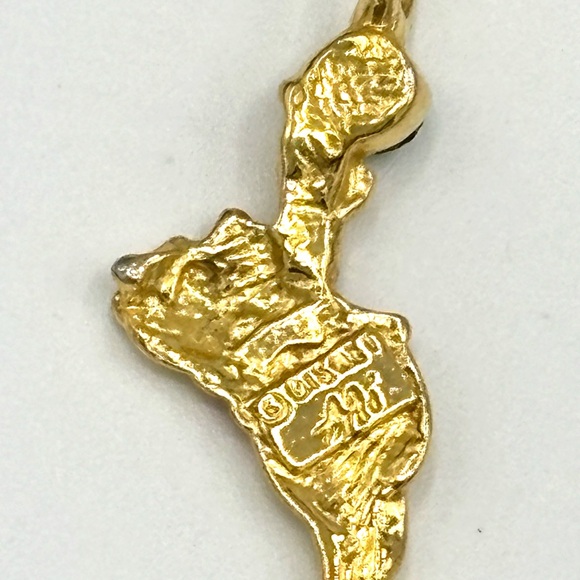 Gold and Red Bear Pendant with Green Gem - Picture 3 of 4